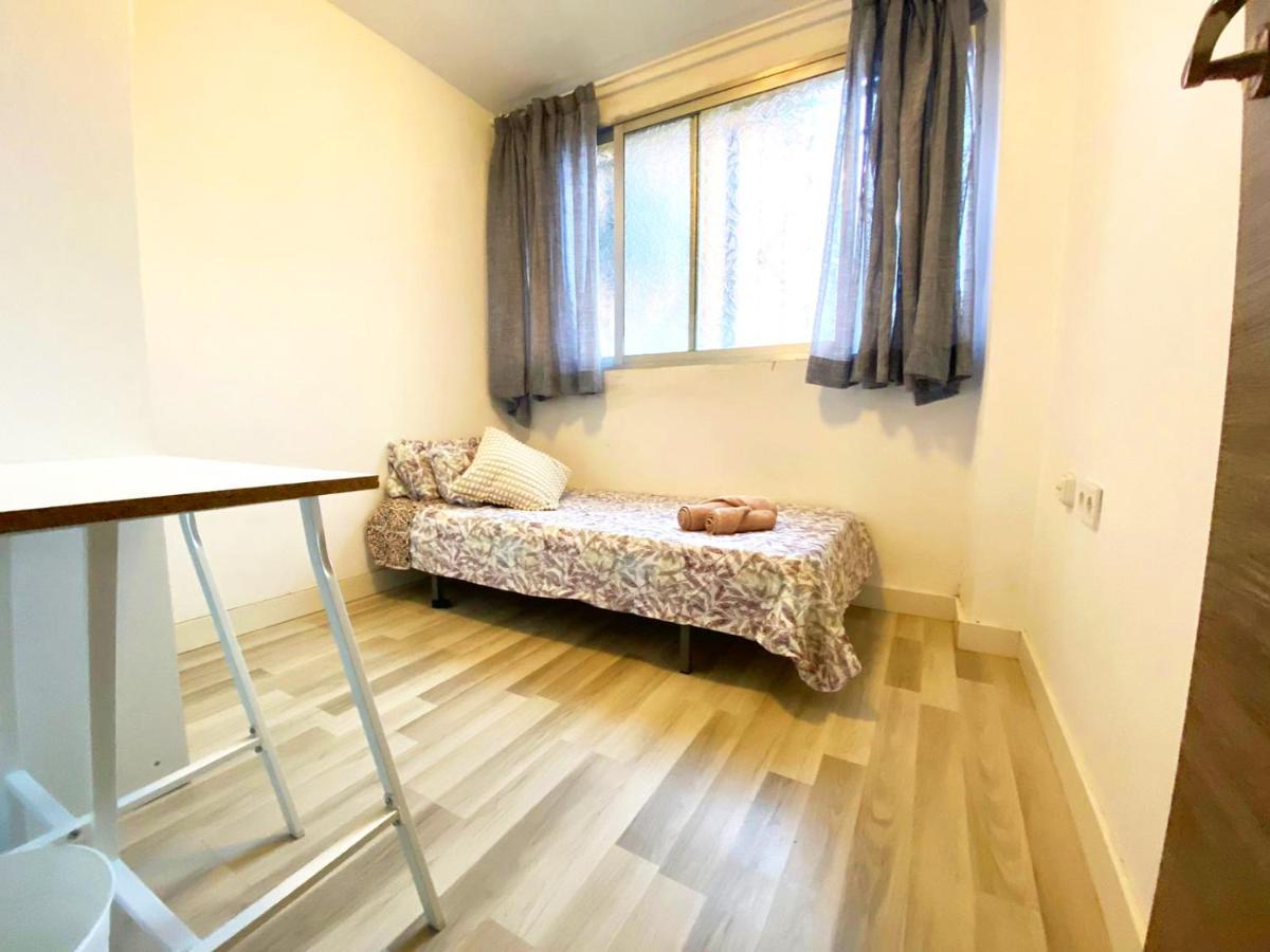 Valencia Guest Rooms Near The Beach In Shared Apartment エクステリア 写真